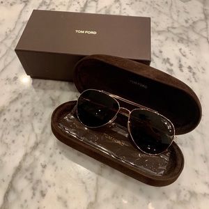 Tom Ford: Aviator Sunglasses- New with tags